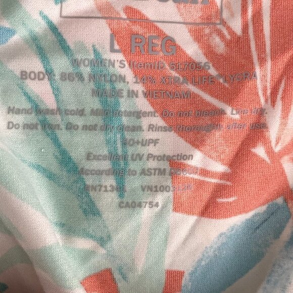 L.L. Bean SunSmart UPF 50+ Sun Shirt Short Sleeve Leaves Print Women's Large - Picture 6 of 6